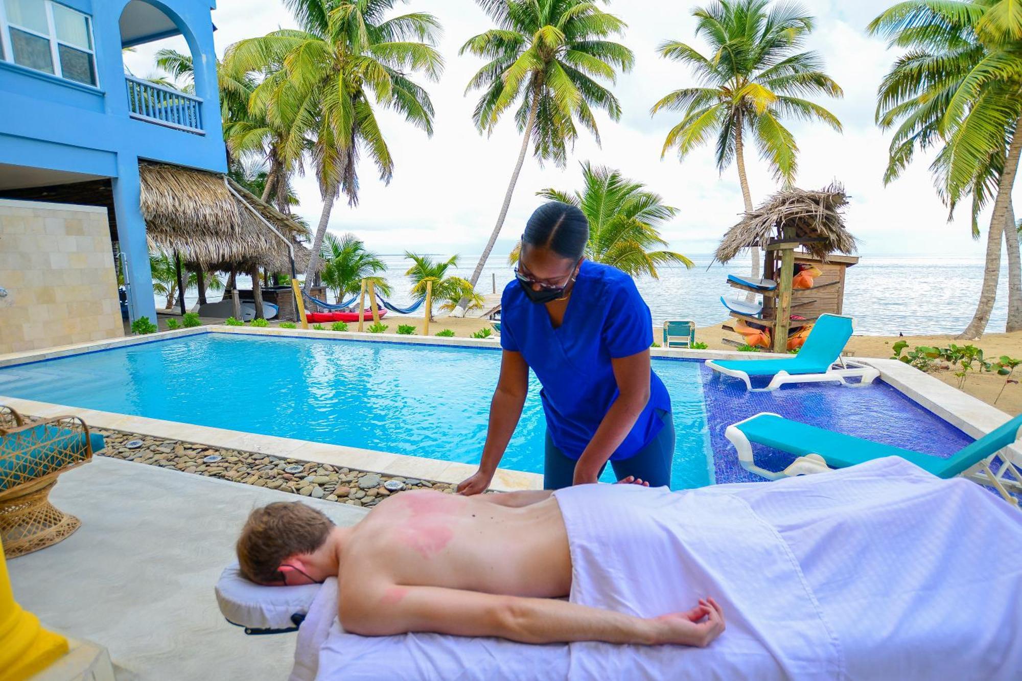 Blue Parrot Beach House And Villas ホプキンズ エクステリア 写真